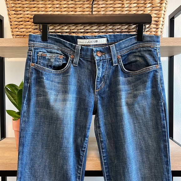 Joe's Mid-Rise Bootcut Jean, 28 - Picture 2 of 10